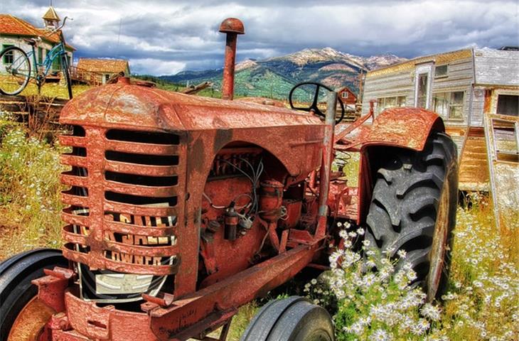 tractor solar lights