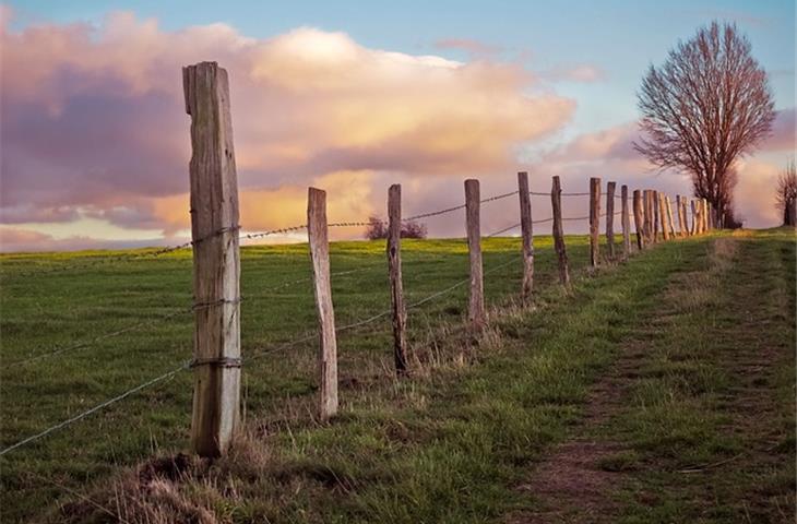 bright solar lights for fence post