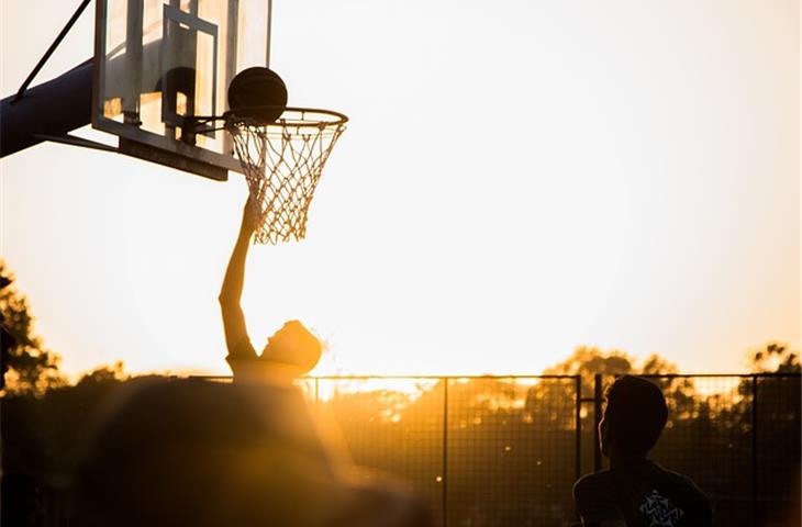 solar basketball court lights