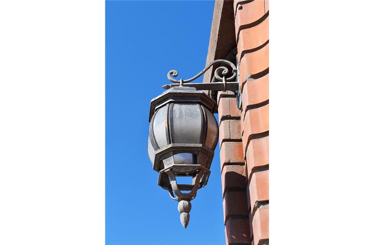 outdoor solar light fixtures