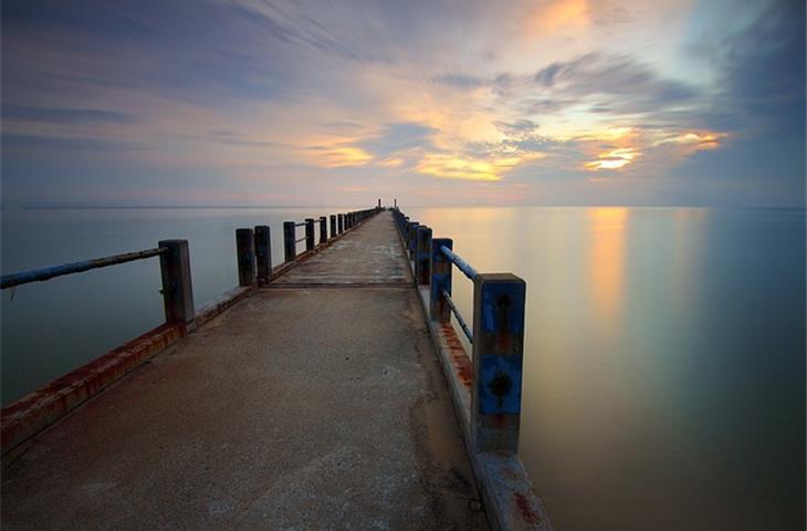 pier lights solar