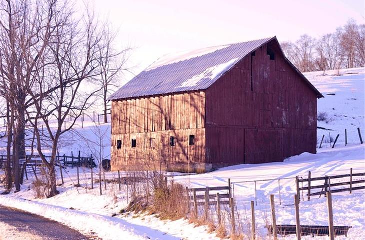 red barn solar lights