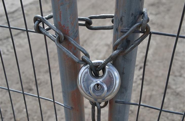 solar lights for chain link fence