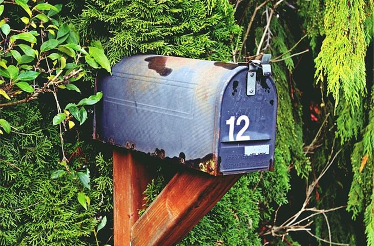 mailbox post with solar light